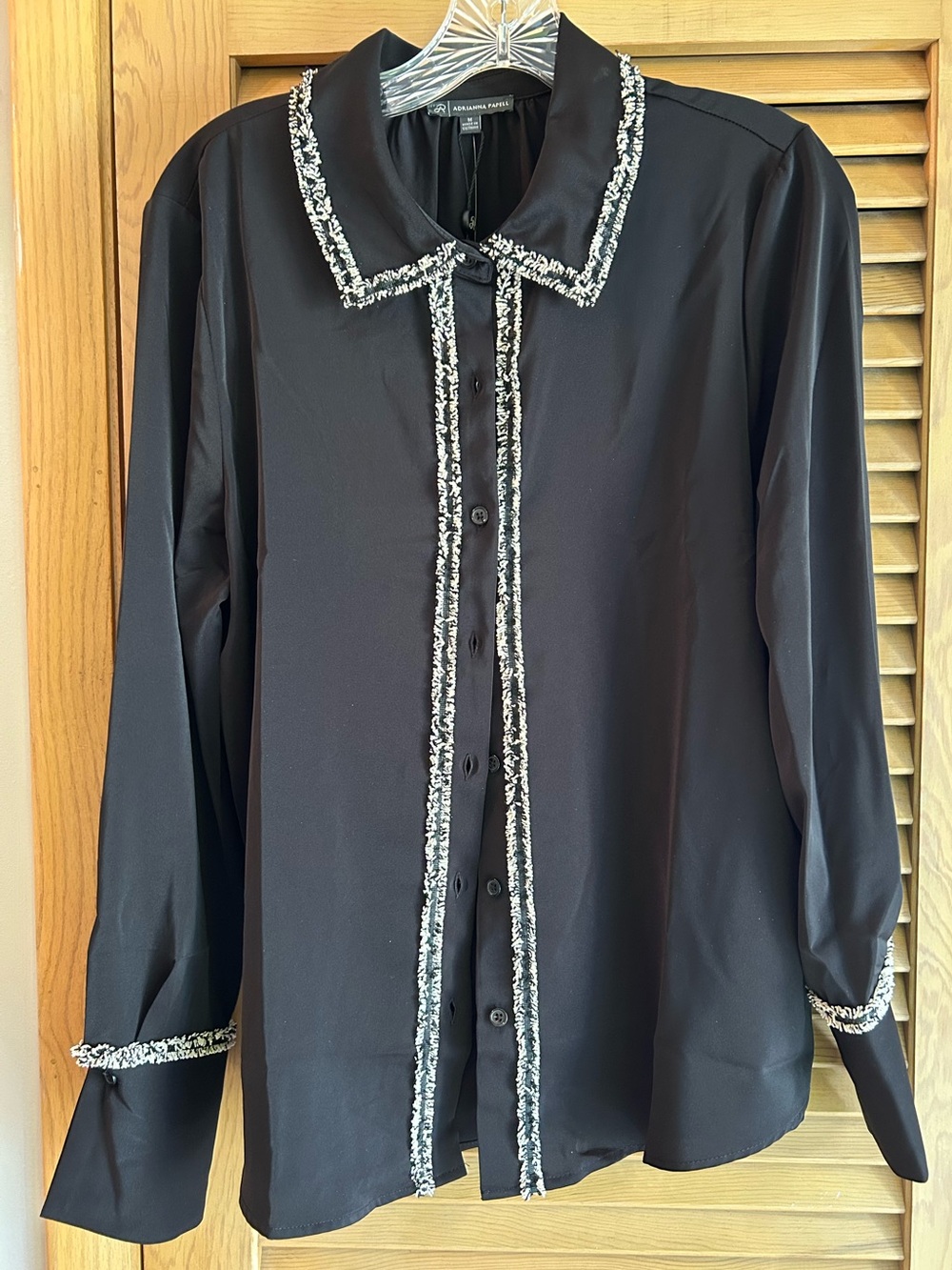 Adrianna Papell Women's Blouse Shirt Top Size Medium Black With Cream NWT
